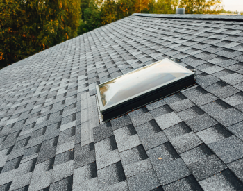 Encinitas roof with asphalt shingles